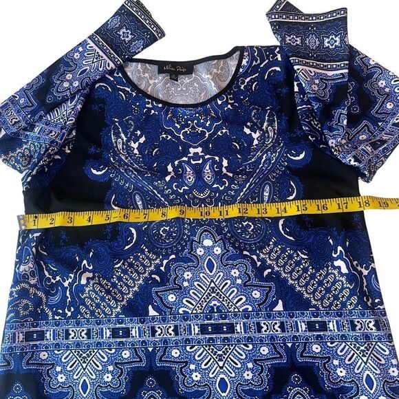 3/4” Sleeve Crew Neck Top Pattern  Blues/White  Size Small - Picture 11 of 13